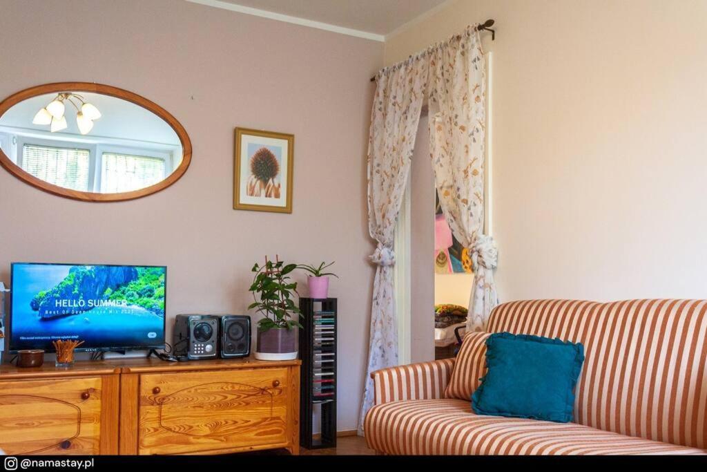 Spacious Retro Flat Close To National Stadium Varsovie Extérieur photo