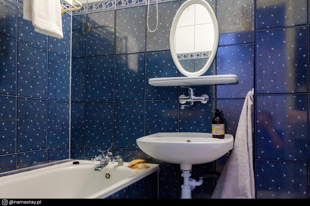 Spacious Retro Flat Close To National Stadium Varsovie Extérieur photo