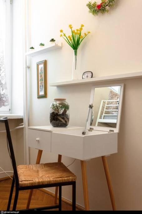 Spacious Retro Flat Close To National Stadium Varsovie Extérieur photo